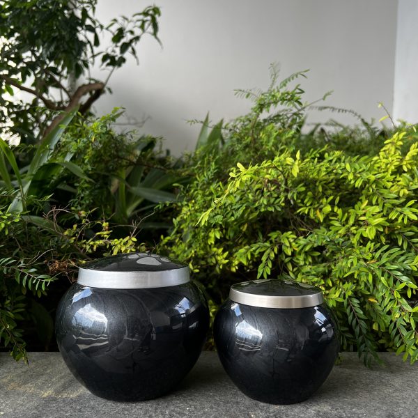 Black Pet Urn with Sliver Brass Lid